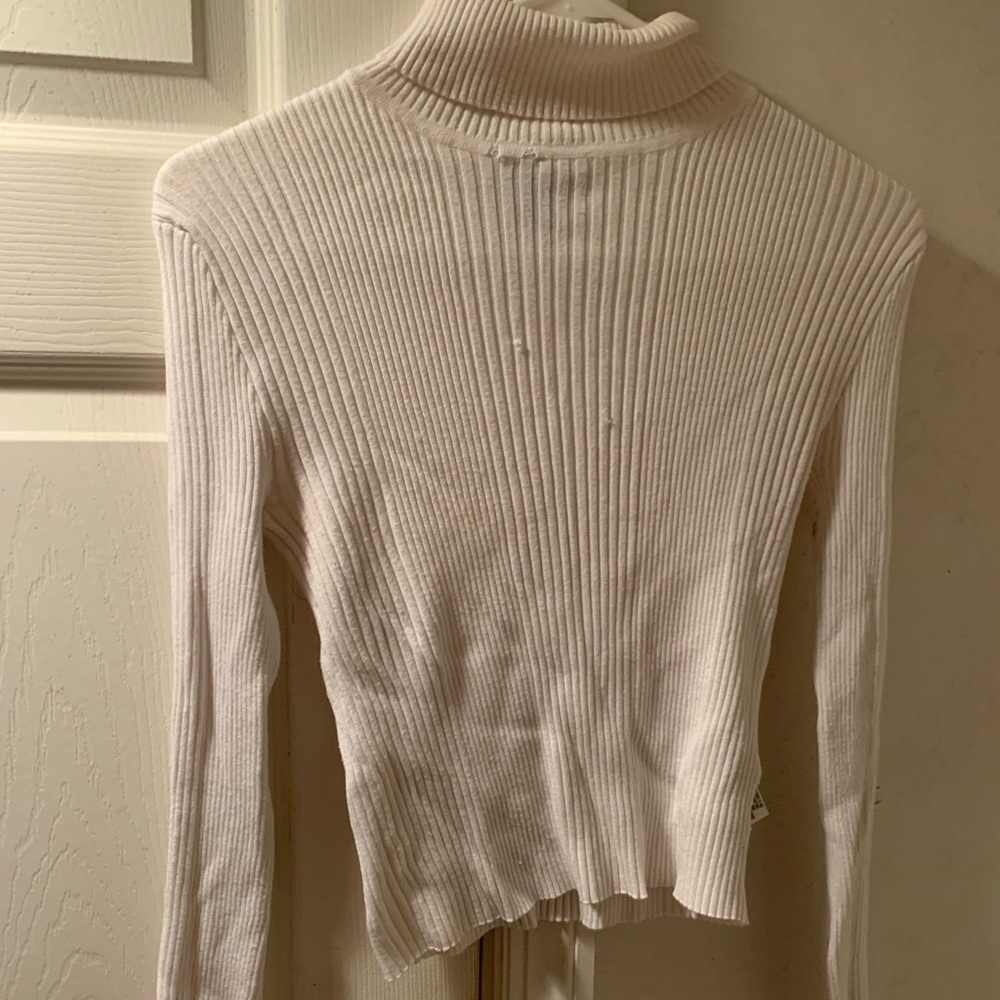 Long sleeve crop top